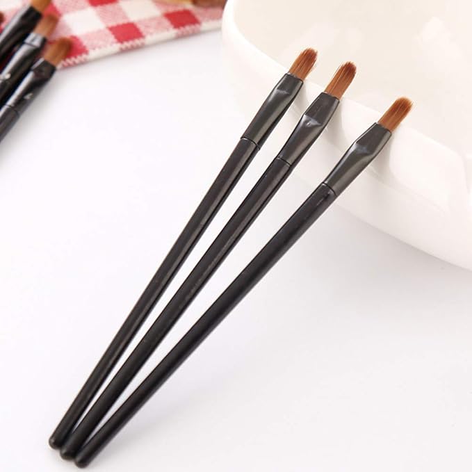 100 Pieces Disposable Lip Brushes Multifunctional Beauty Makeup Brush Lipstick Gloss Eyeshadow Applicator Smudge Cosmetic Tool Set